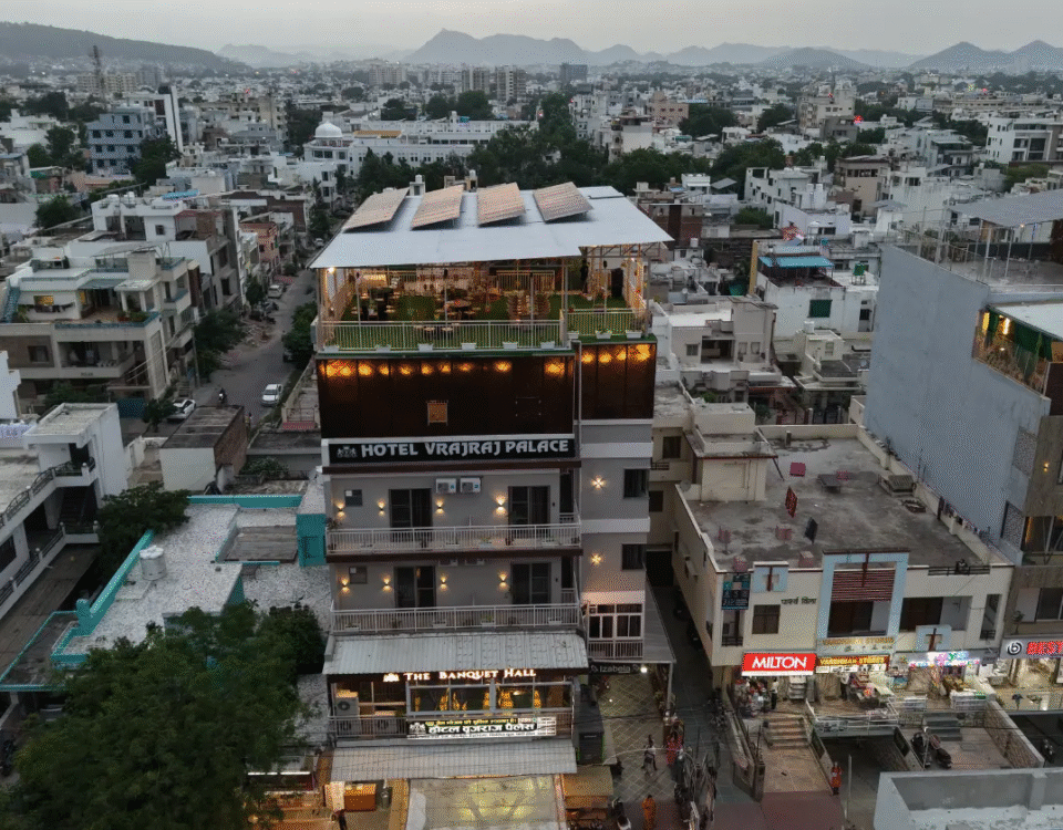 hotel-vrajraj-palace